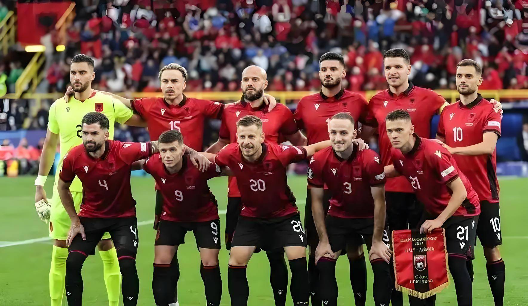 拉脱维亚客场不敌阿尔巴尼亚，哈尔格雷特射门太过上升球门梁的简单介绍