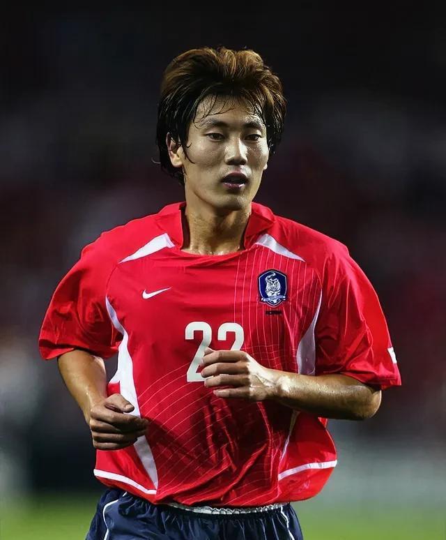 乐鱼体育在线娱乐-韩国球员在世界预选赛中攻入制胜球