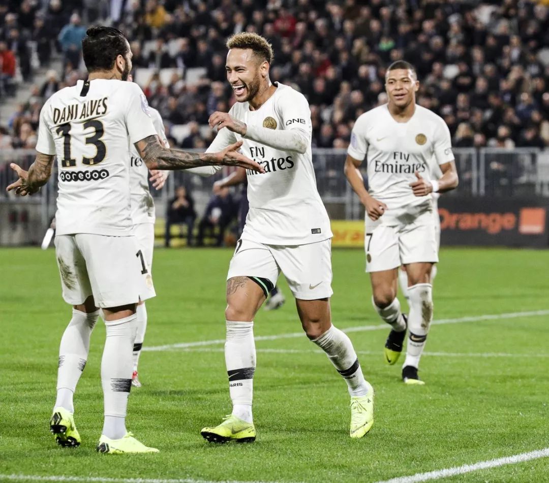 波尔多在客场战平尼斯,实力不减 波尔多在客场战平尼斯,实力不减