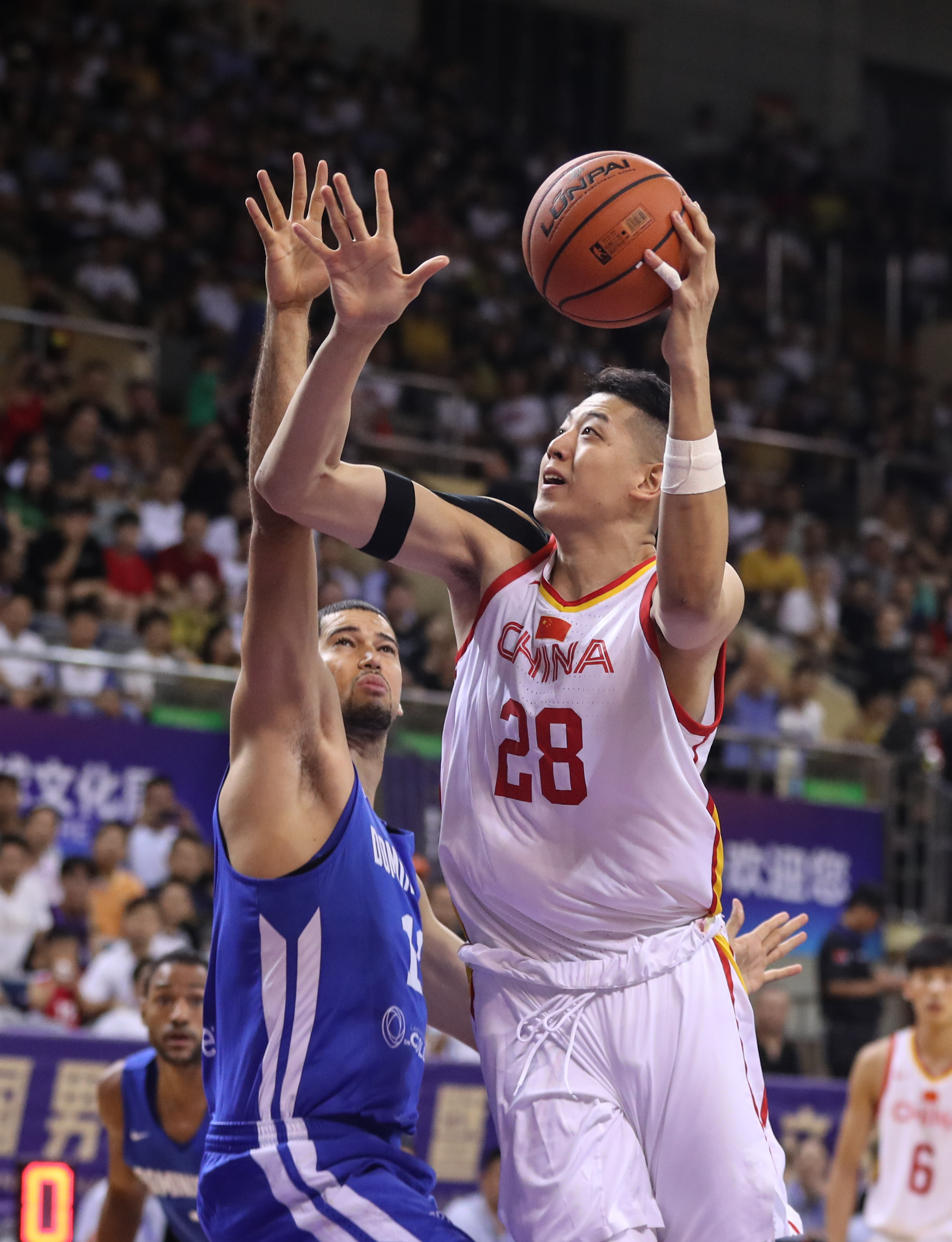 -新加坡篮球联赛秋季赛开打强队争霸中