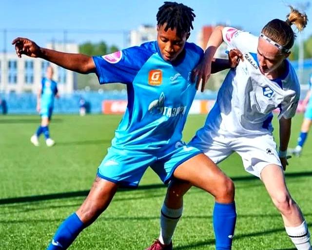 加纳对阵尼日利亚，角逐激烈