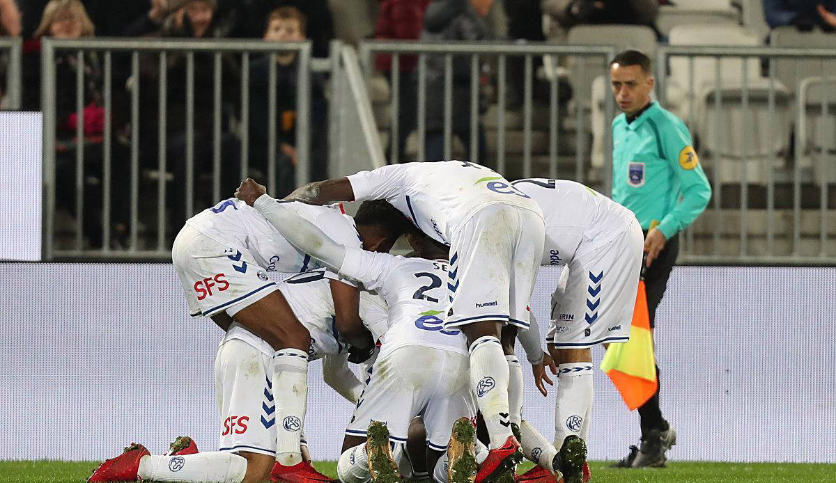 乐鱼体育线上网站-巴黎斯特拉斯堡客场告捷，连胜加一