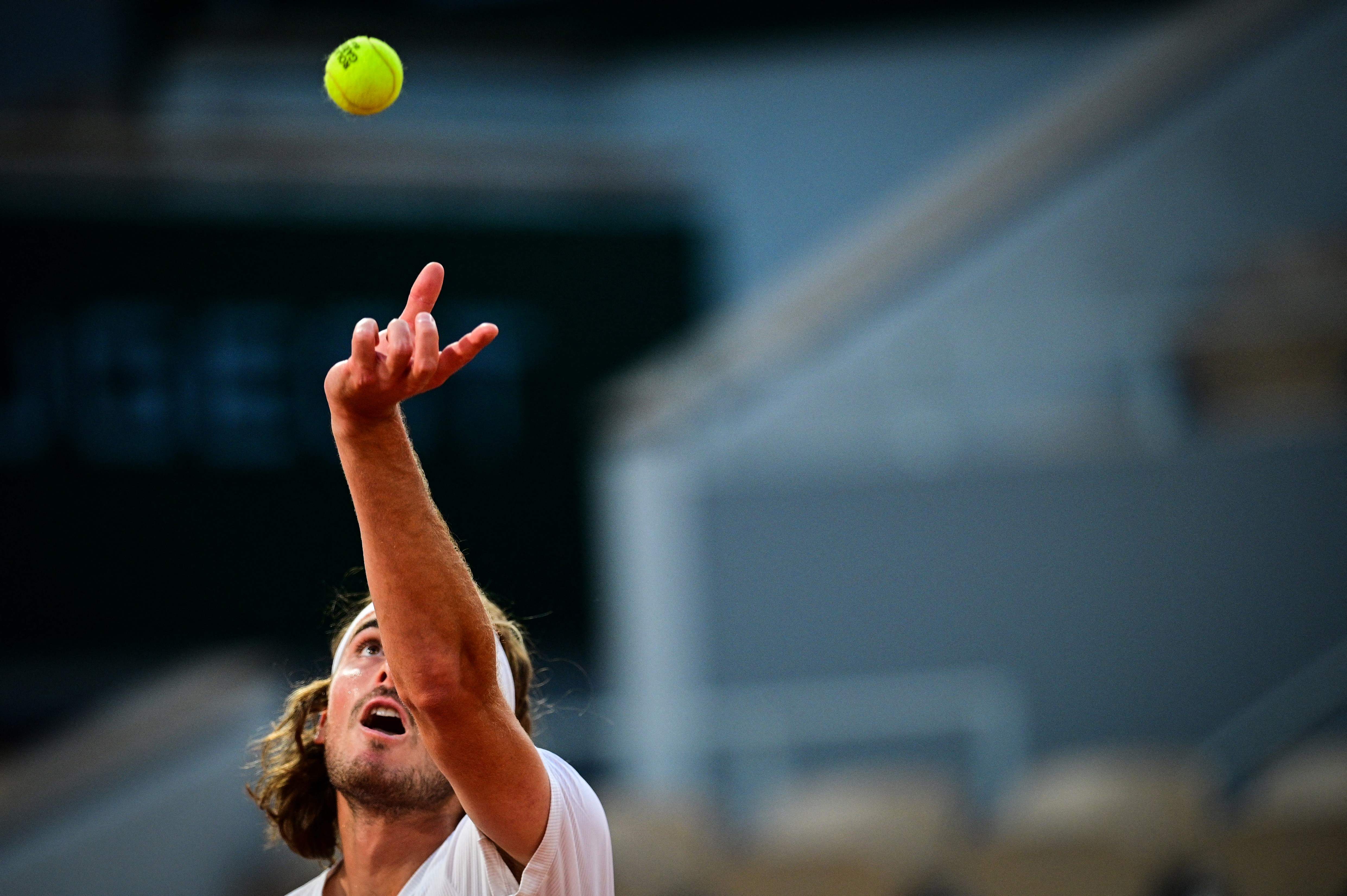 欧洲网球队强势西班牙网球队，西西帕斯惊艳世界