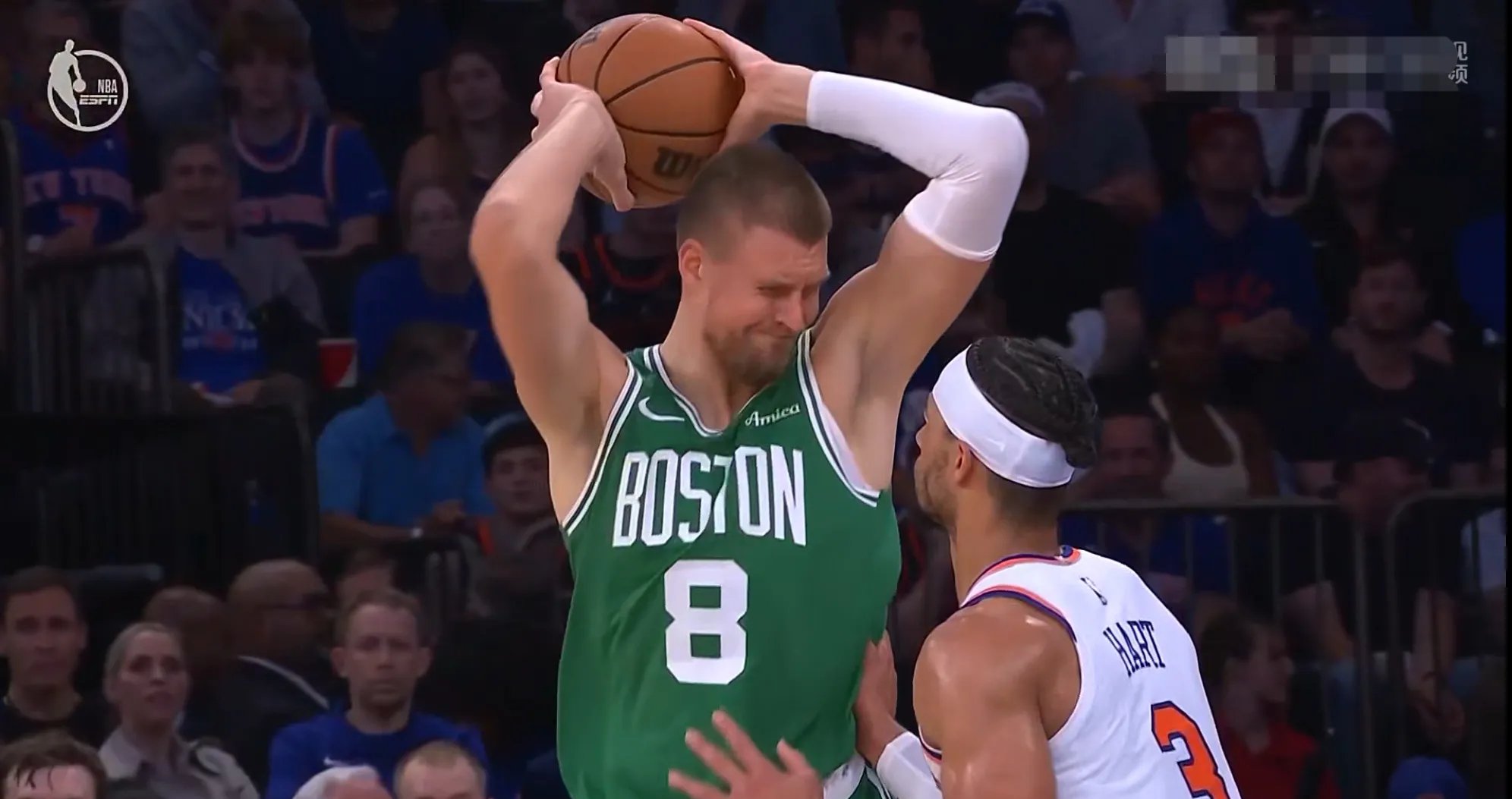 凯尔特人鏖战公牛，哈里斯统治全场