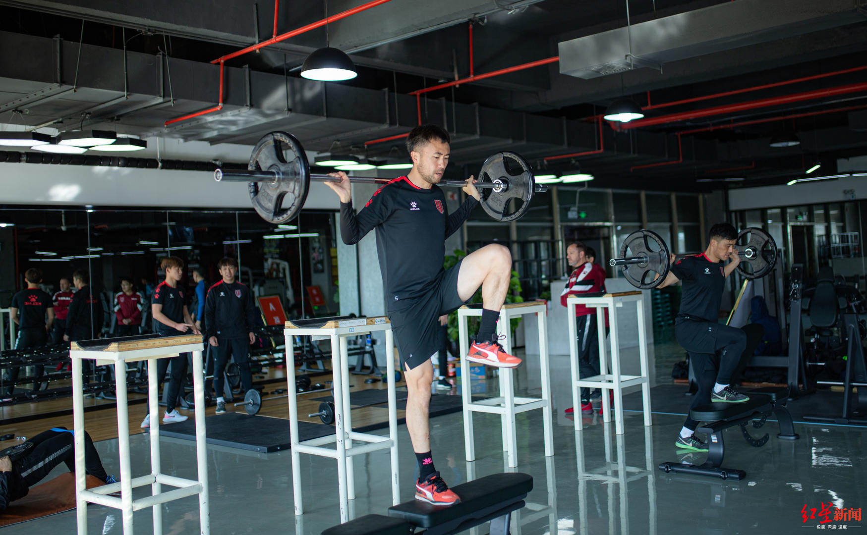 -包含战术布置调试，多次战术试训取得成功			的词条