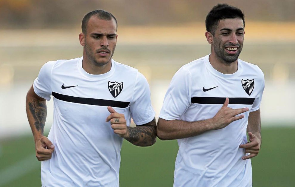 关于马拉加主帅呼吁球员团结一心的信息